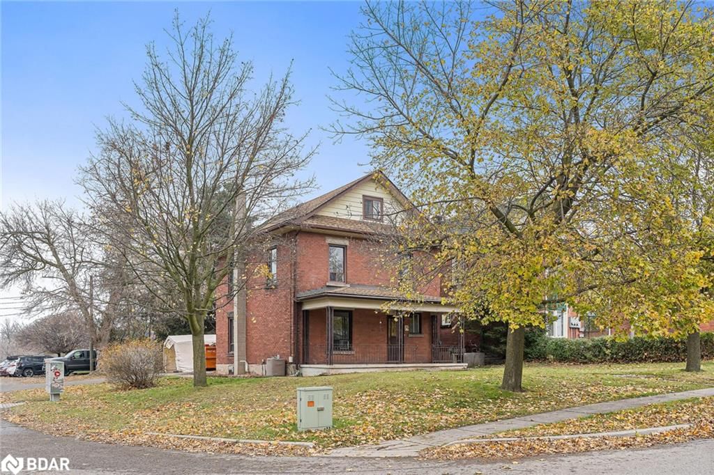 Single Family Residence sold at 75 King Street, Georgetown, GE Georgetown, L7G 2G8 - MLS: 40678158