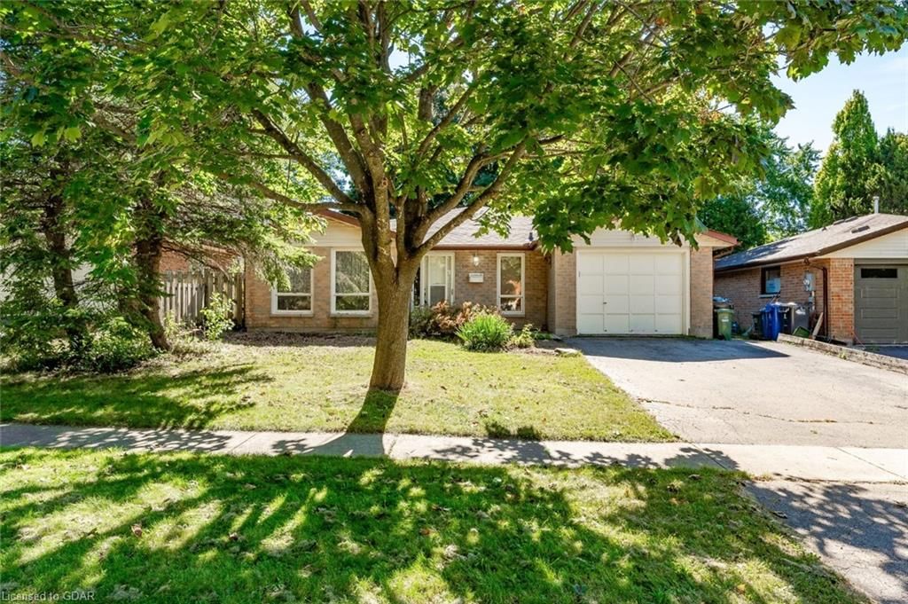 Single Family Residence sold at 10 Brombal Drive, Guelph, Kortright West, N1G 4J4 - MLS: 40679439