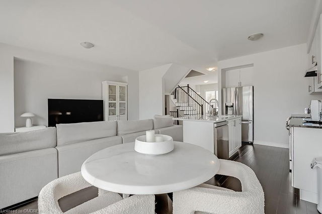 2509 Littlefield Crescent
