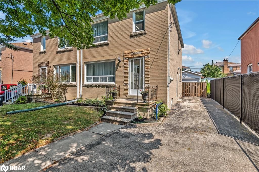 Single Family Residence sold at 55 Laurel Avenue, Toronto, Kennedy Park, M1K 3J4 - MLS: 40680969