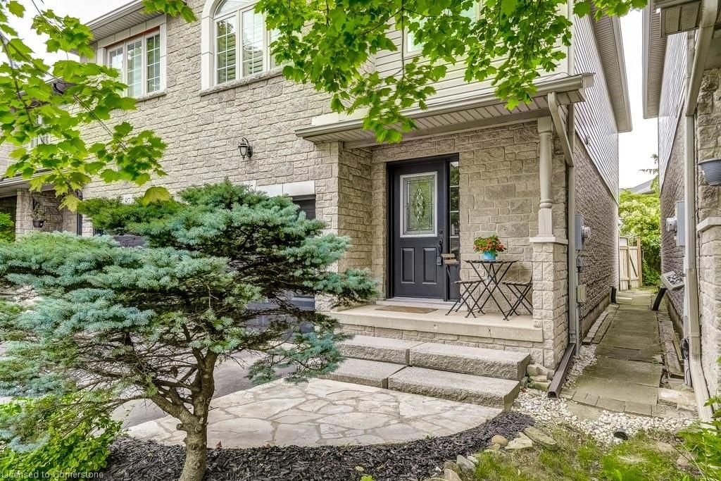 Row/Townhouse sold at 85 Foxborough Drive, Ancaster, Maple Lane Annex, L9G 4Y8 - MLS: 40683674