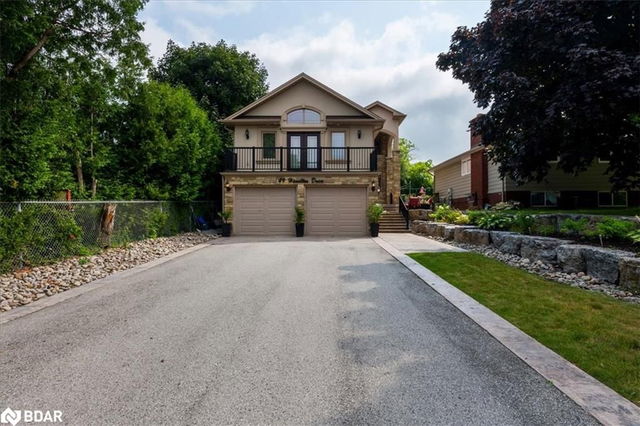 49 Hamilton Drive