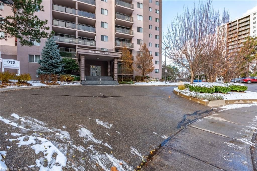 Condo/Apt Unit sold at 201-975 Warwick Court, Burlington, Aldershot South, L7T 3Z7 - MLS: 40683762