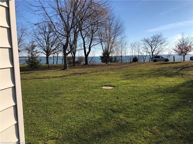 2823 Lakeshore Road