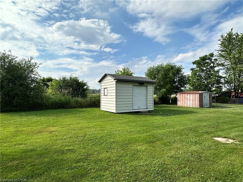 2823 Lakeshore Road