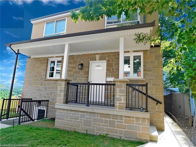 8 Harvey Street