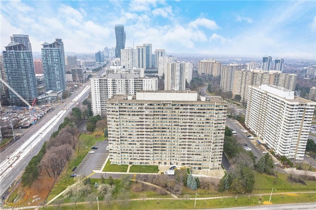 Condo/Apt Unit sold at 706-50 Elm Drive, Mississauga, Mississauga Valley, L5A 3X2 - MLS: 40684984