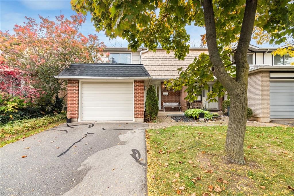 Row/Townhouse sold at 25-100 St Andrews Court, Hamilton, Vincent, L8K 6H2 - MLS: 40685723