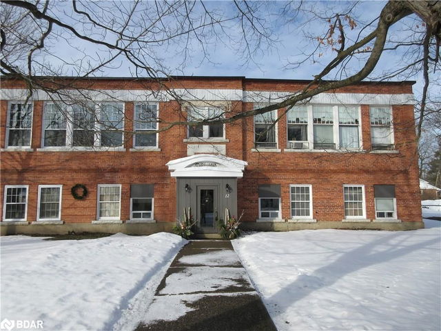 12 Harriet Street