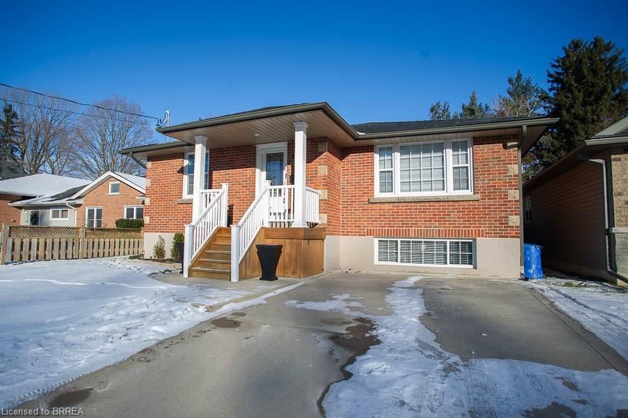 Single Family Residence sold at 432 Nelson Street, Brantford, Echo Place, N3S 4G3 - MLS: 40686145