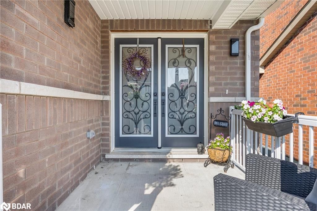 Single Family Residence for sale at 12 Cypress Point, Barrie, Ardagh, L4N 6J9 - MLS: 40686929