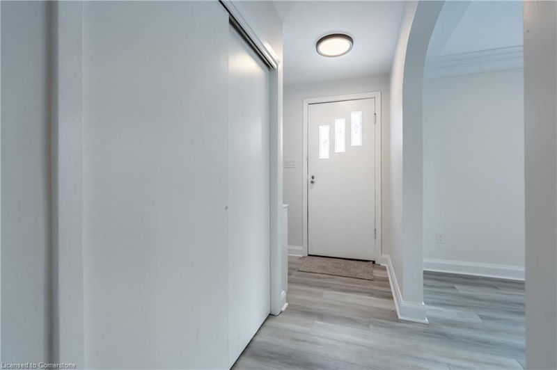 Room2