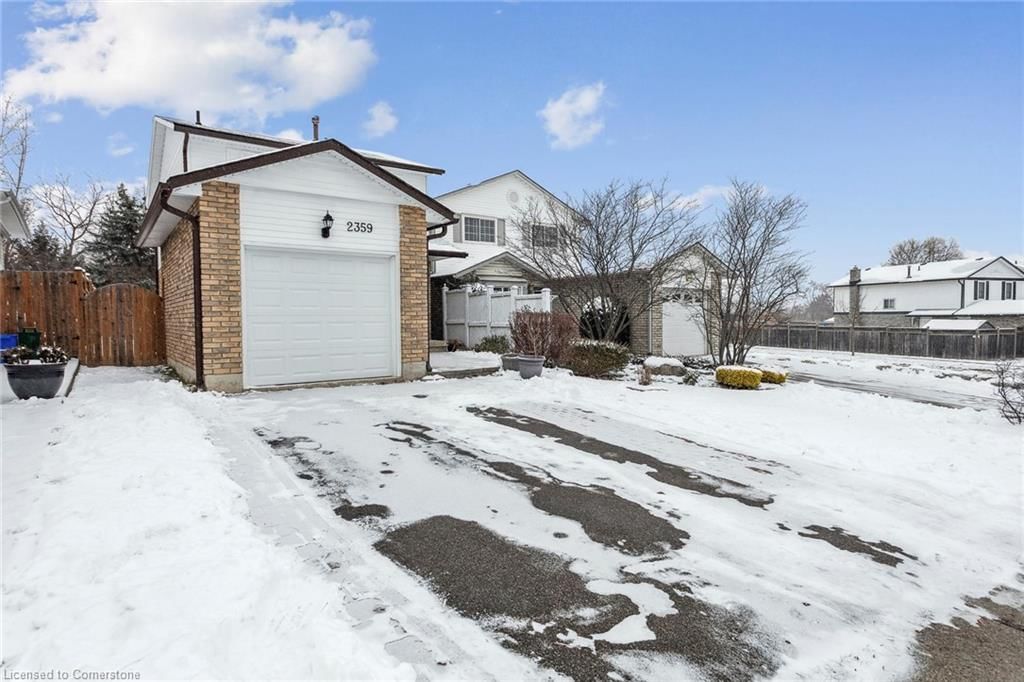 Single Family Residence for sale at 2359 Malcolm Crescent, Burlington, Brant Hills, L7P 4H1 - MLS: 40687367