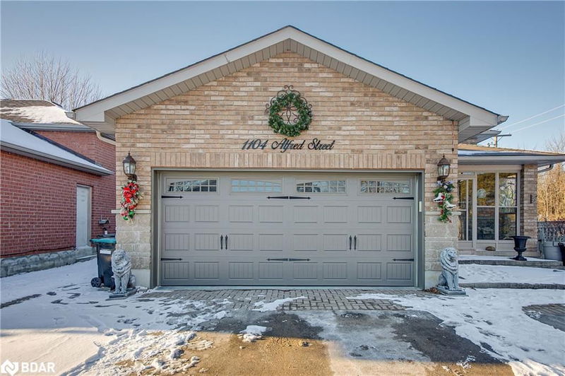 1104 Alfred Street, Innisfil, Ontario (MLS 40687437)