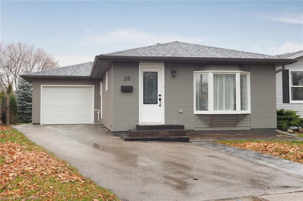 Single Family Residence for sale at 28 Nautical Street, Brantford, Lynden Hills, N3P 1G6 - MLS: 40687528