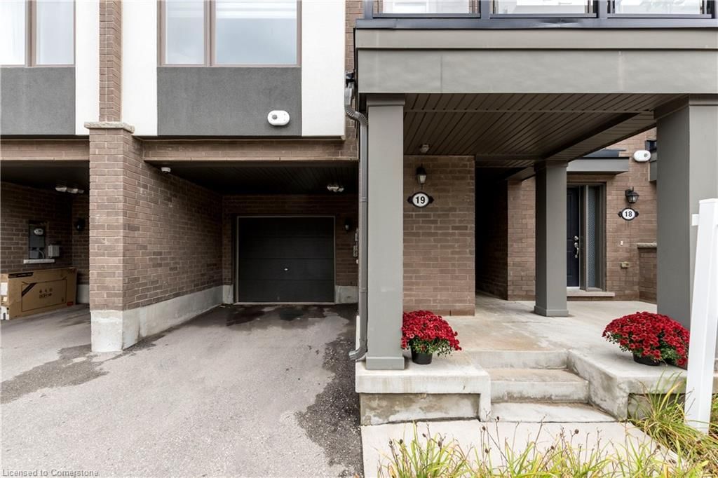 Row/Townhouse sold at 19-1125 Leger Way, Milton, FO Ford, L9E 1N7 - MLS: 40687544