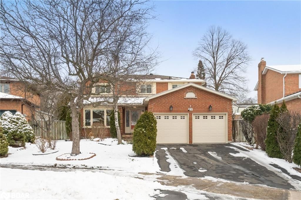 Single Family Residence sold at 15 Oakington Place, Mississauga, Streetsville, L3N 3V9 - MLS: 40687690