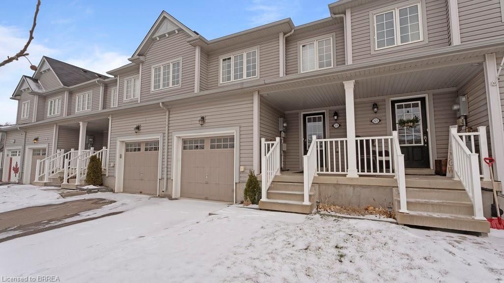 Row/Townhouse sold at 219 Powell Road, Brantford, Empire, N3T 0G1 - MLS: 40687842