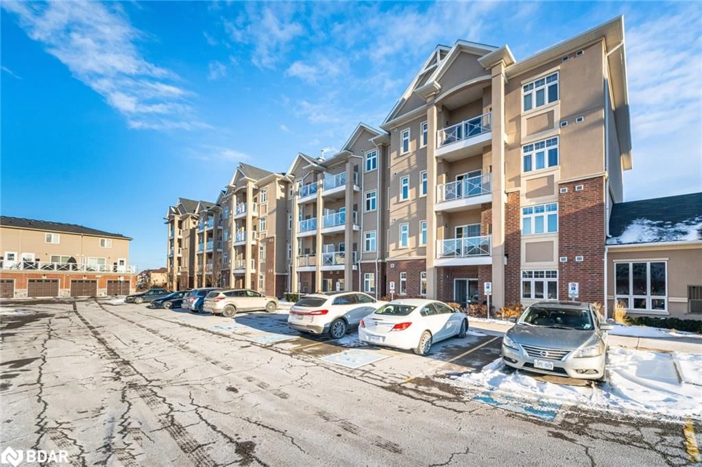 Condo/Apt Unit sold at 111-1370 Costigan Road, Milton, CL Clarke, L9T 8X7 - MLS: 40688432