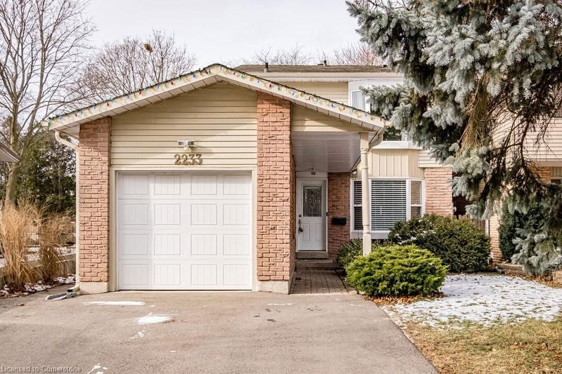 2233 Middlesmoor Crescent, Burlington, Ontario (MLS 40688599)