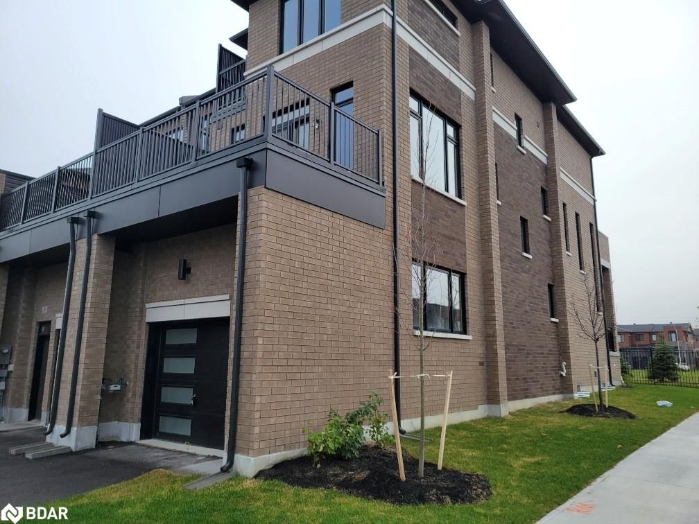 Row/Townhouse sold at 42 Cherry Hill Lane, Barrie, Painswick, L4N 6K7 - MLS: 40688632