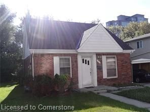 342 King Street N