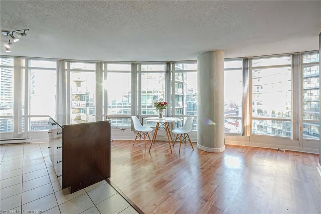 Condo/Apt Unit for sale at 2209-361 Front Street, Toronto, Waterfront Communities C1, M5V 3R5 - MLS: 40688857