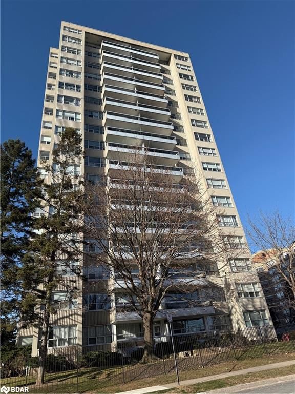 Condo/Apt Unit sold at 607-2263 Marine Drive, Oakville, BR Bronte, L5L 5K1 - MLS: 40688964