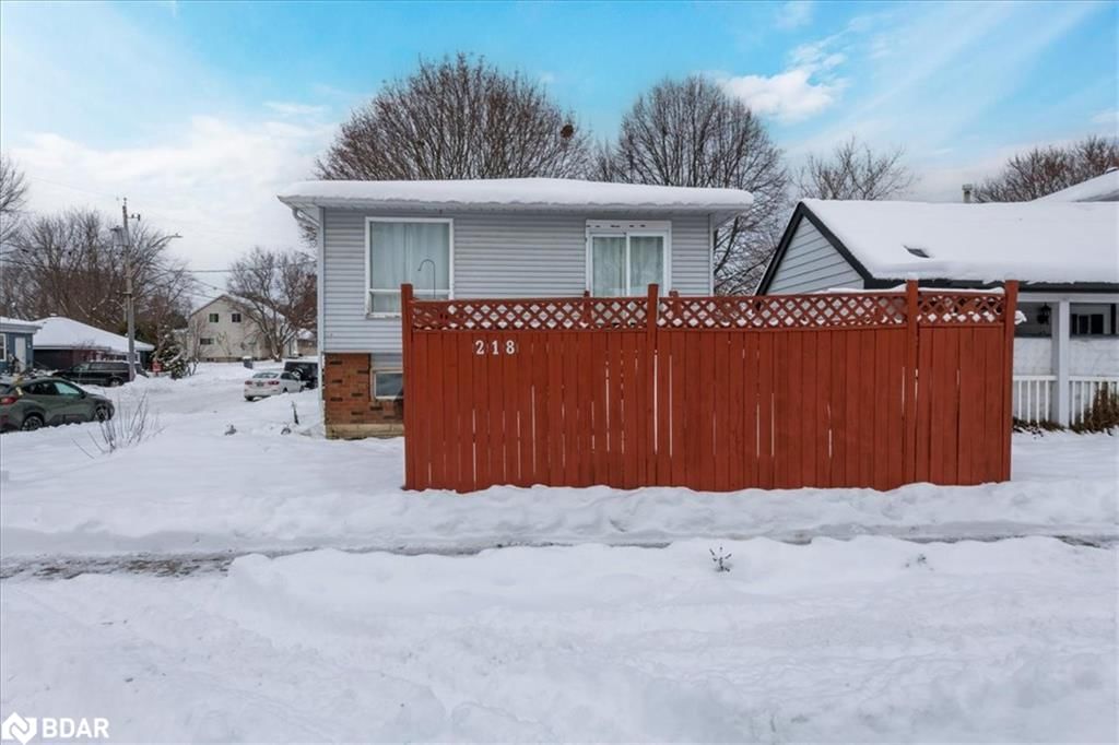 Single Family Residence for sale at 218 Hilda Street, Orillia, South Ward, L3V 1J1 - MLS: 40689029