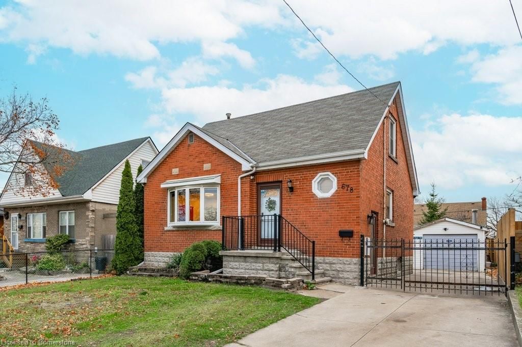 Single Family Residence sold at 678 Brighton Avenue, Hamilton, Parkview, L8H 6H4 - MLS: 40689351