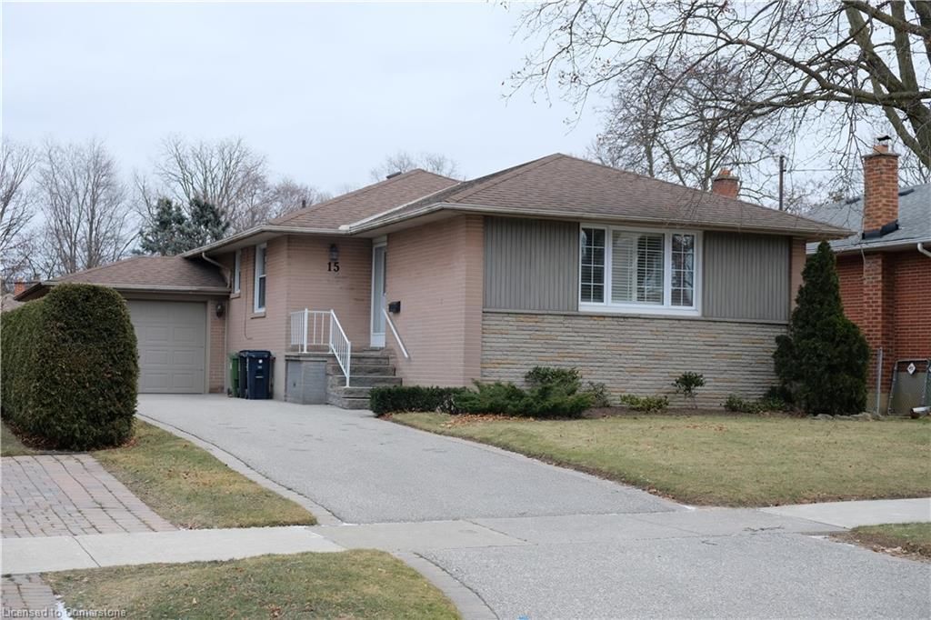 Single Family Residence sold at 15 Shadwick Drive, Etobicoke, Willowridge-Martingrove-Richview, M9R 2V6 - MLS: 40689360