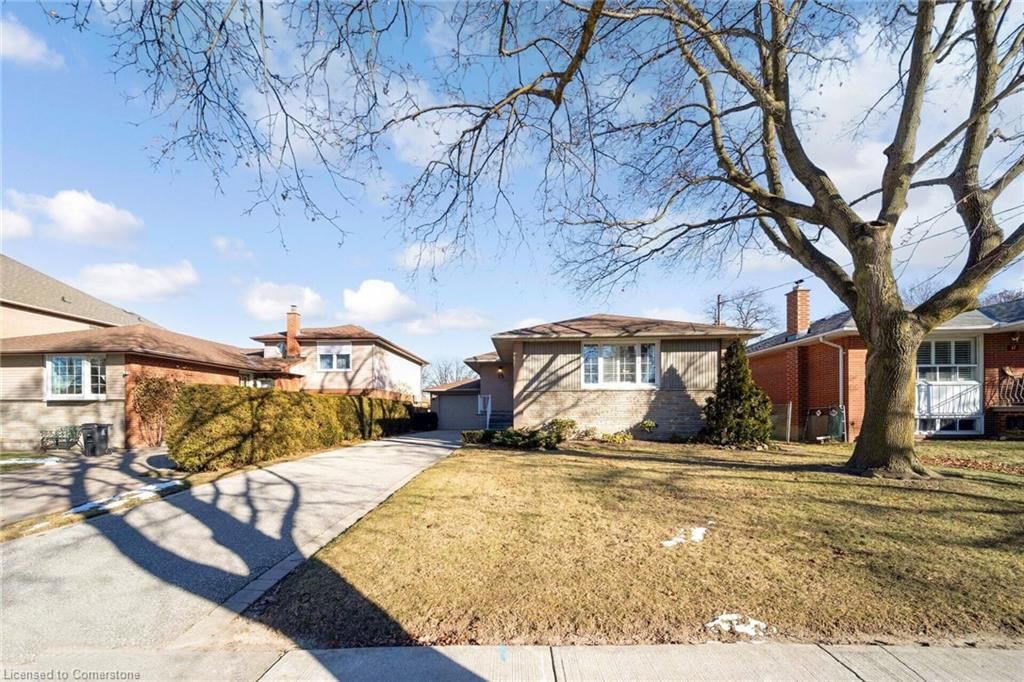 Single Family Residence sold at 15 Shadwick Drive, Etobicoke, Willowridge-Martingrove-Richview, M9R 2V6 - MLS: 40689360