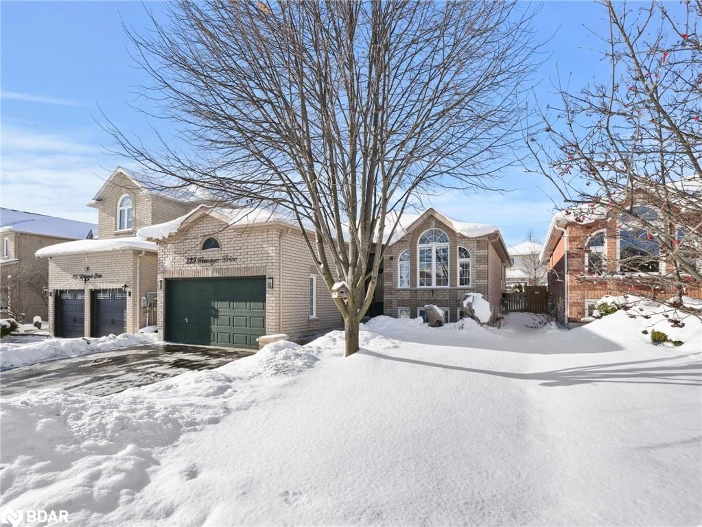 Single Family Residence for sale at 229 Wessenger Drive, Barrie, Holly, L4N 8R4 - MLS: 40689561