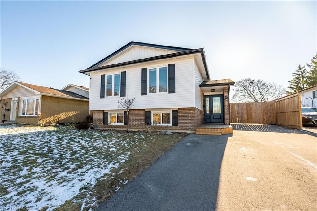 Single Family Residence sold at 5 Belleau Street, Stoney Creek, Valley Park, L8J 1N1 - MLS: 40689568