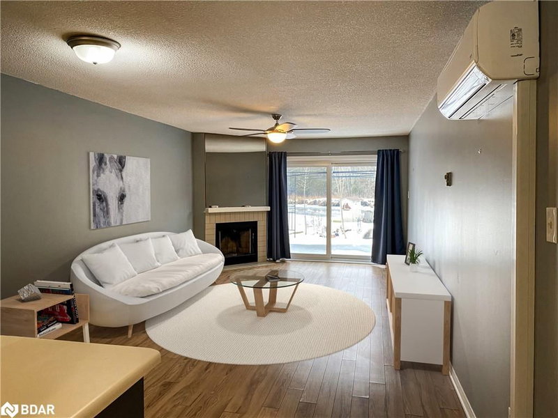 3 - 41 Laguna Parkway