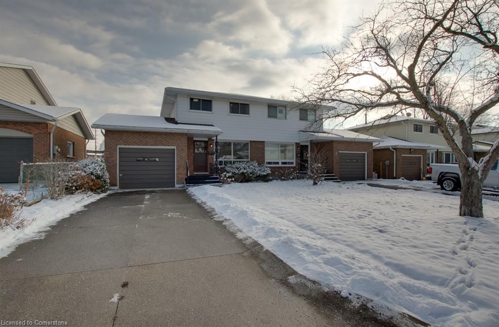 Single Family Residence for sale at 5 Westfield Drive, St. Catharines, Fairview, L2N 5Z5 - MLS: 40689729