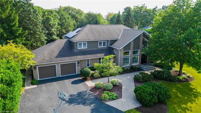 587 Manorwood Court