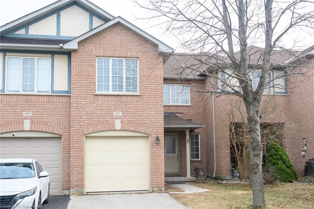 Row/Townhouse for lease at 2373 Newcastle Crescent, Oakville, WT West Oak Trails, L6M 4P6 - MLS: 40690044