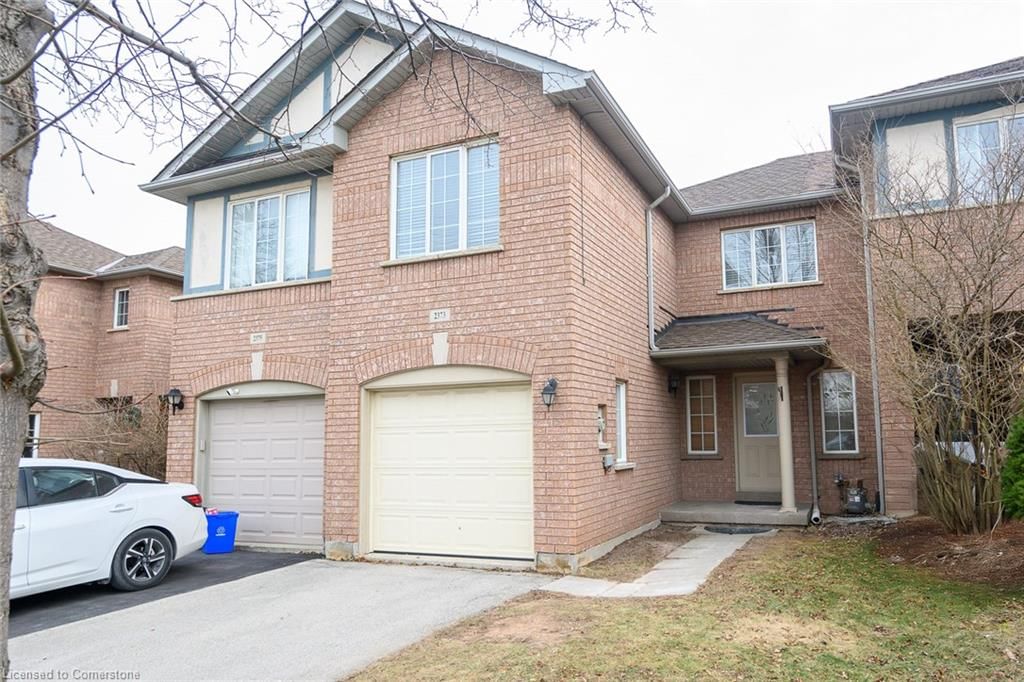 Row/Townhouse for lease at 2373 Newcastle Crescent, Oakville, WT West Oak Trails, L6M 4P6 - MLS: 40690044