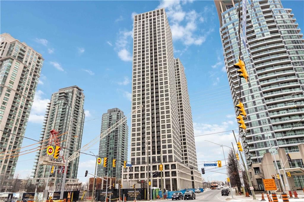 Condo/Apt Unit leased at 1910-30 Elm Drive, Mississauga, City Centre, L5B 0N6 - MLS: 40690137