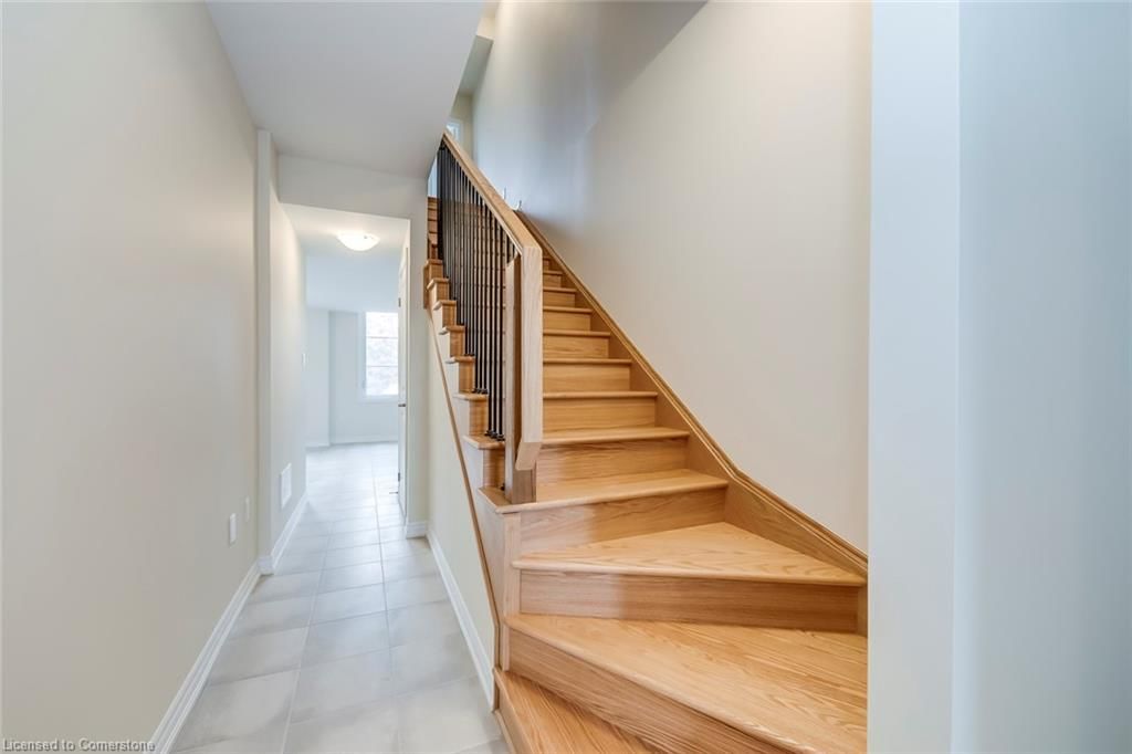 Row/Townhouse for sale at 2086 Fairmont Common, Burlington, Tyandaga, L7P 0V8 - MLS: 40690402