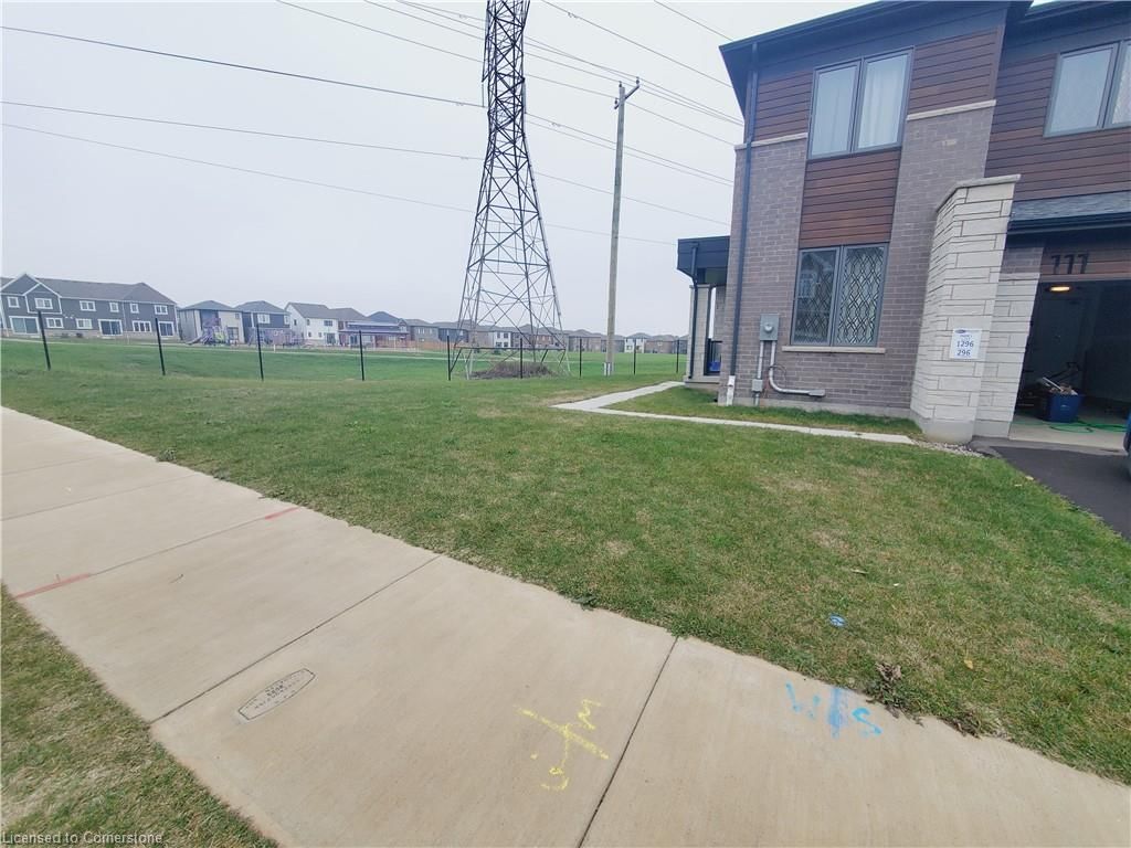 Row/Townhouse for lease at 111 Forestwalk Street, Kitchener, Trussler, N2R 0S9 - MLS: 40690505