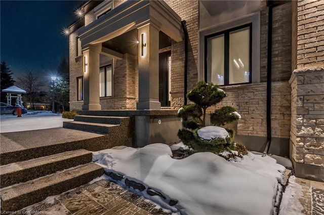 4-258 Edgewater Crescent