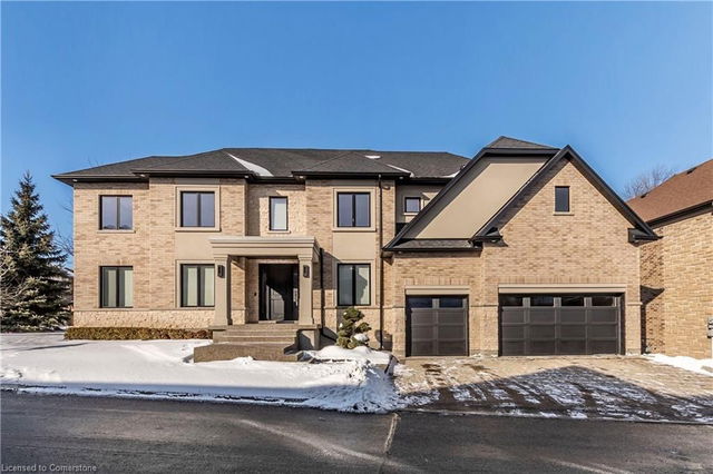 4-258 Edgewater Crescent