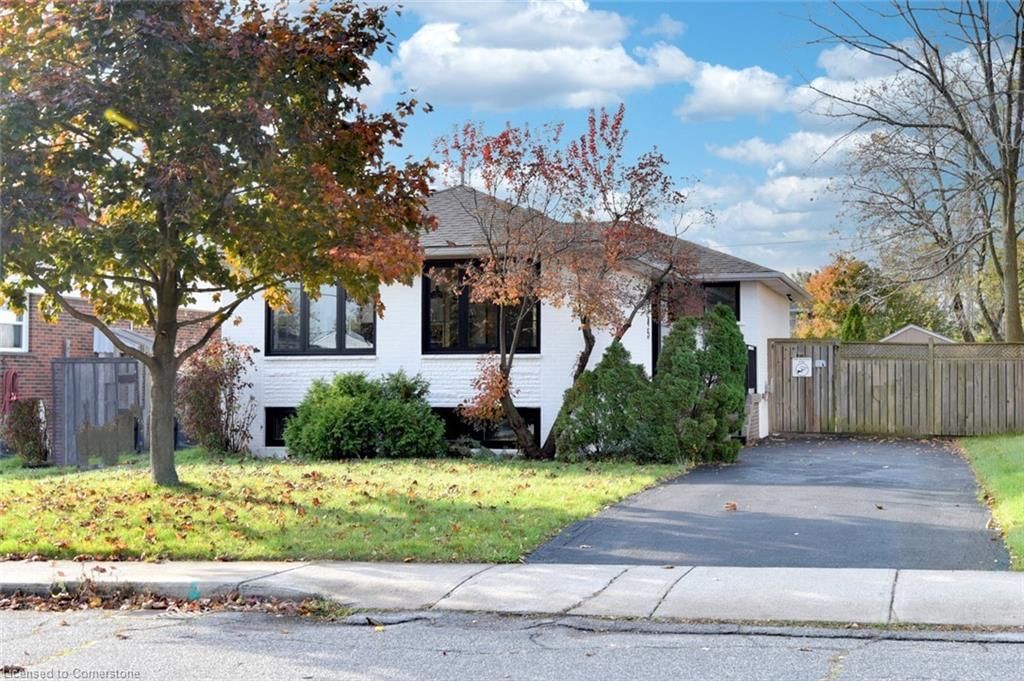 Single Family Residence for sale at 145 Winchester Boulevard, Hamilton, Hampton Heights, L8T 2M9 - MLS: 40690832