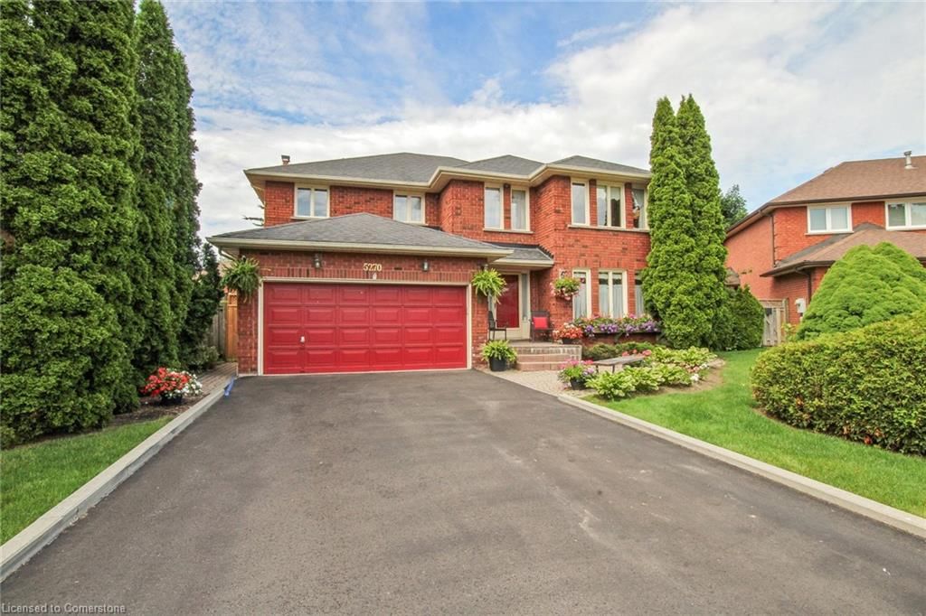 Single Family Residence for sale at 5270 Giacco Court, Mississauga, East Credit, L5M 3T1 - MLS: 40690845