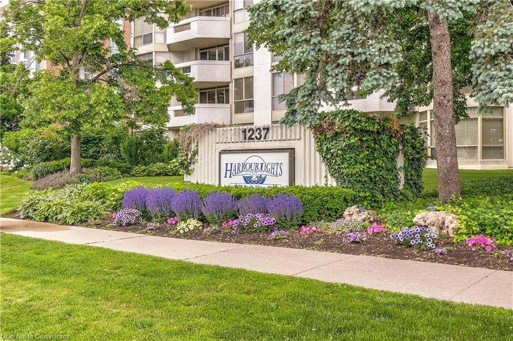 Condo/Apt Unit for sale at 404-1237 North Shore Boulevard, Burlington, Maple, L7S 2H8 - MLS: 40690905