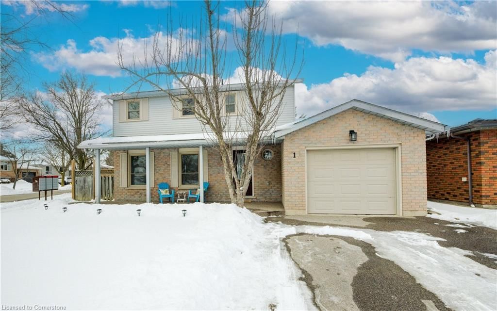 Single Family Residence for sale at 1 Pinto Court, Brantford, Lynden Hills, N3P 1S4 - MLS: 40691275