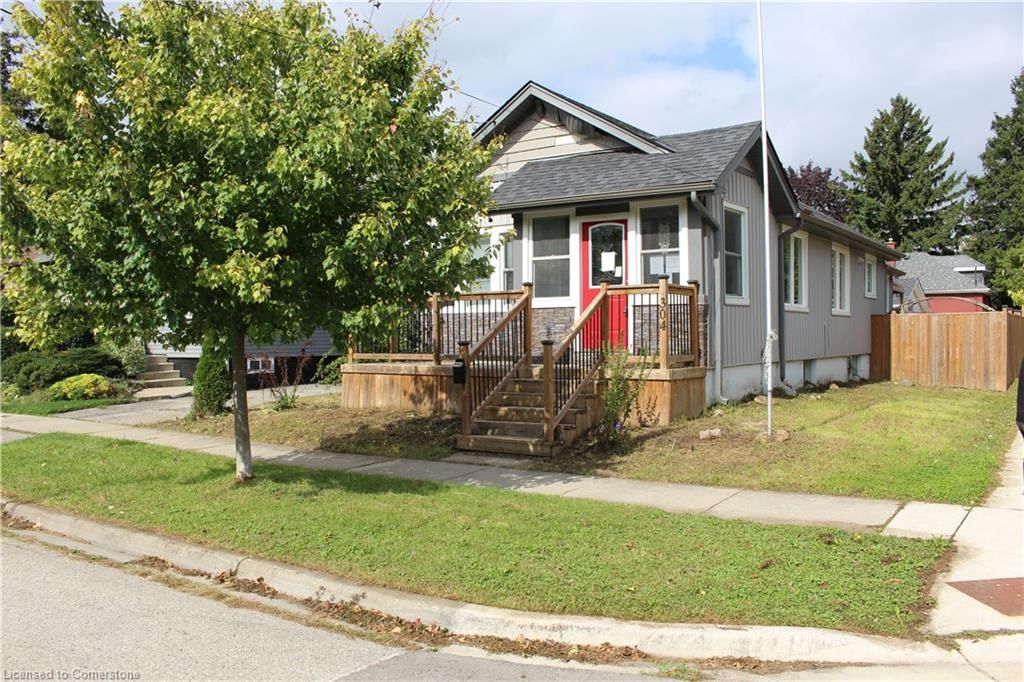 Single Family Residence for sale at 304 Nelson Street, Brantford, East Ward, N3S 4C8 - MLS: 40691451