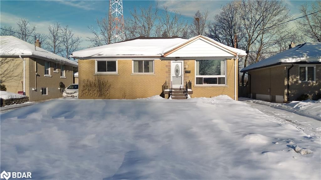 Single Family Residence for sale at 8 Agnes Street, Barrie, City Centre, L4M 2S2 - MLS: 40691572